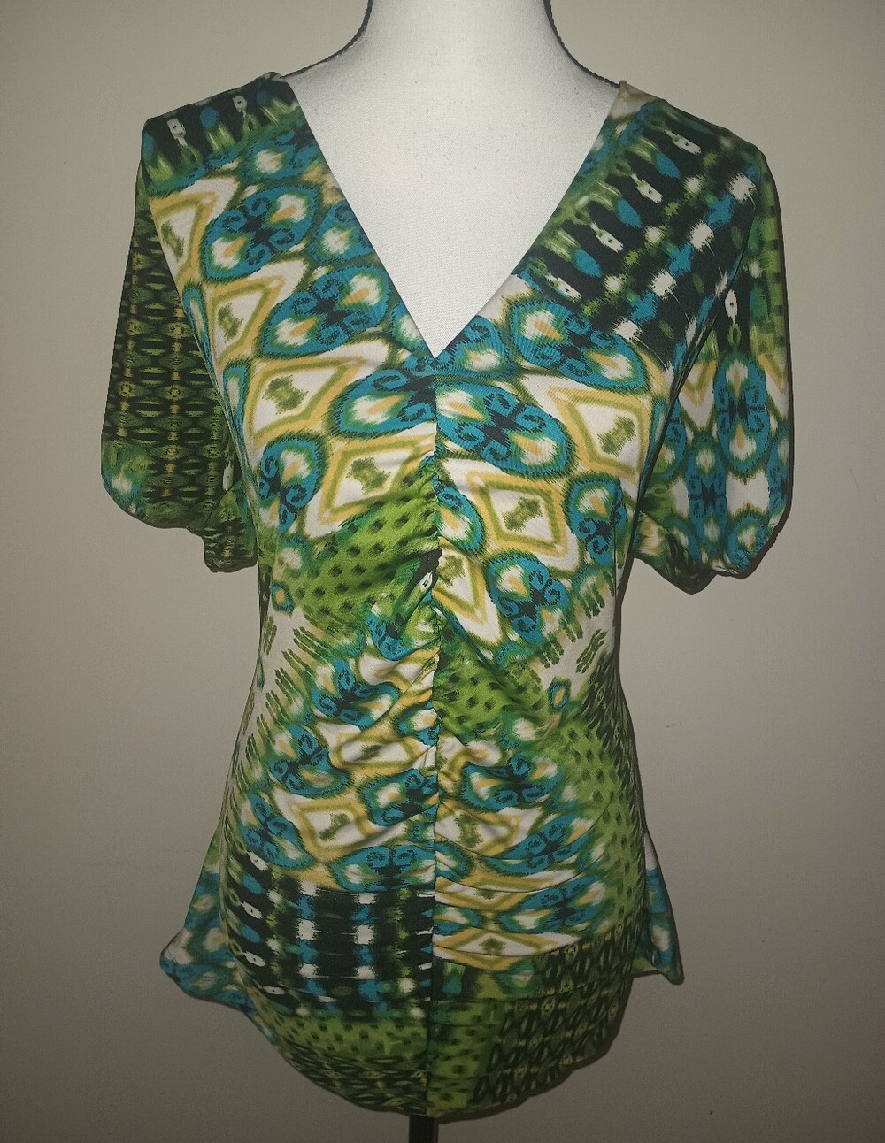 MKM Designs Green & Blue Patterned V-Neck Blouse